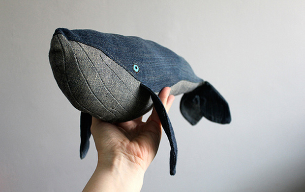 DIY_denim_whale_2