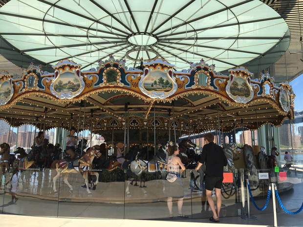 janes_carousel