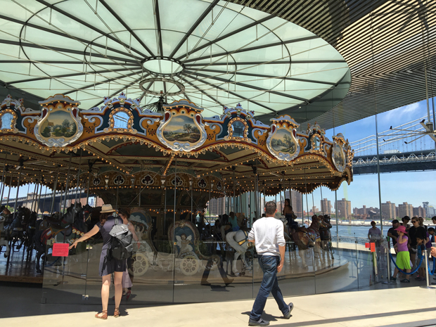 janes_carousel_9